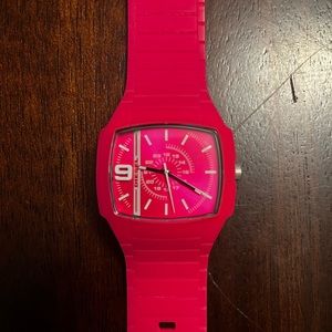 Diesel Women's DZ1583 Pink Silicone Analog Quartz Watch with Pink Dial